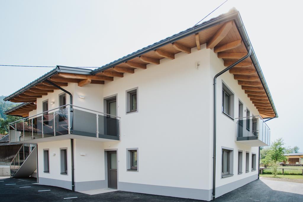 Apartmenthaus Strasswirt De Luxe เทรอโพลาค ภายนอก รูปภาพ