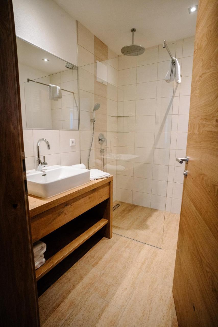 Apartmenthaus Strasswirt De Luxe เทรอโพลาค ภายนอก รูปภาพ