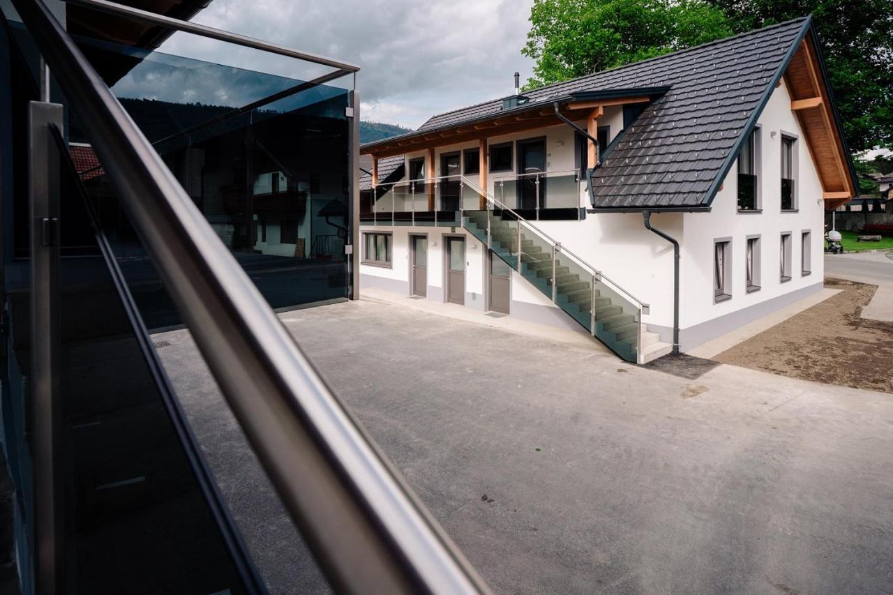 Apartmenthaus Strasswirt De Luxe เทรอโพลาค ภายนอก รูปภาพ