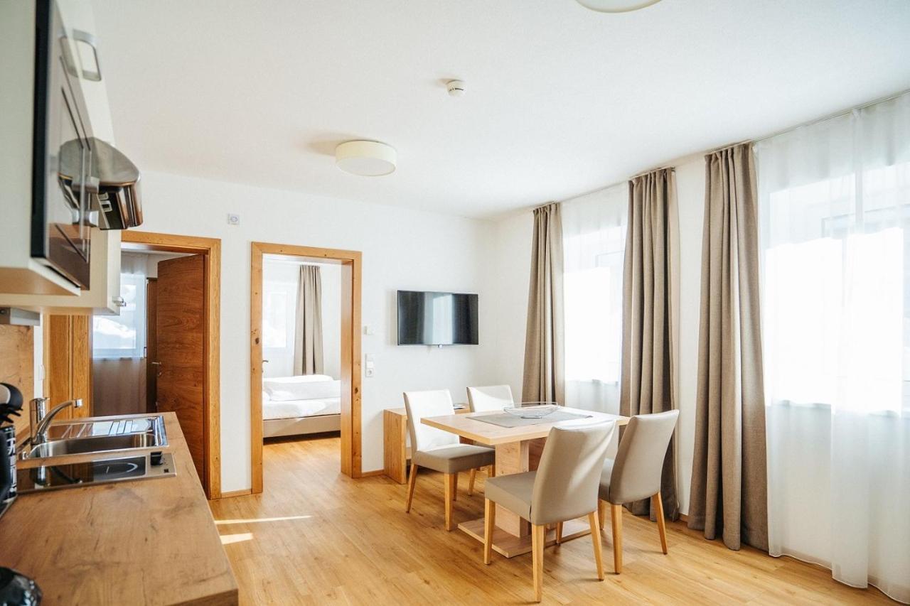 Apartmenthaus Strasswirt De Luxe เทรอโพลาค ภายนอก รูปภาพ