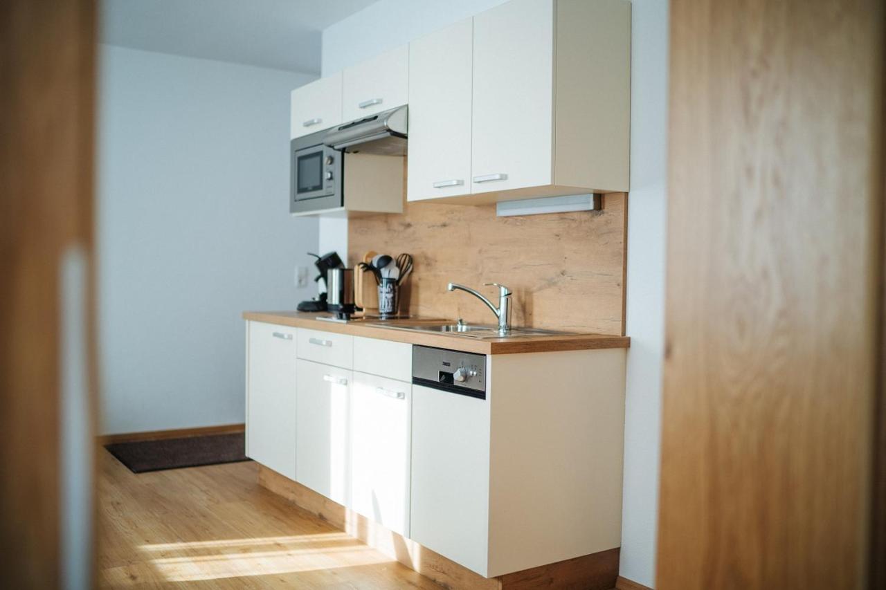 Apartmenthaus Strasswirt De Luxe เทรอโพลาค ภายนอก รูปภาพ