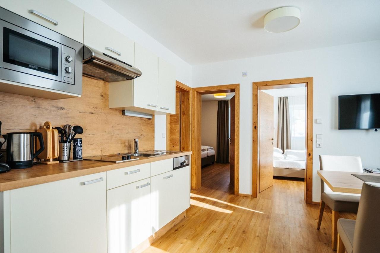 Apartmenthaus Strasswirt De Luxe เทรอโพลาค ภายนอก รูปภาพ