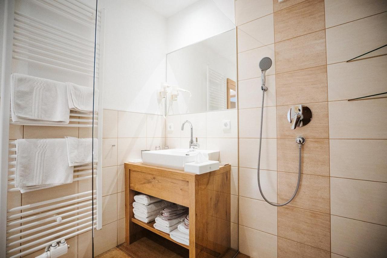 Apartmenthaus Strasswirt De Luxe เทรอโพลาค ภายนอก รูปภาพ